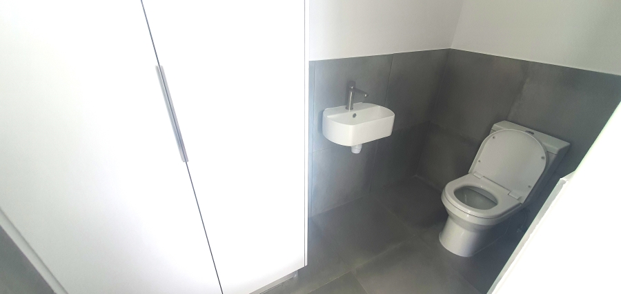 4 Bedroom Property for Sale in Shelley Point Western Cape